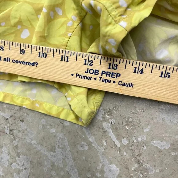 Patagonia Shorts Womens Medium Yellow Floral Barely Baggies 57058 No Liner AOP - Picture 11 of 16